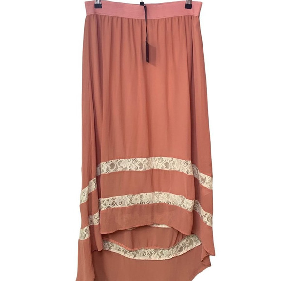 Bobeau Skirt NWT Women's Size Large Vintage Rose High Low Floral Lace Lined - Picture 1 of 7